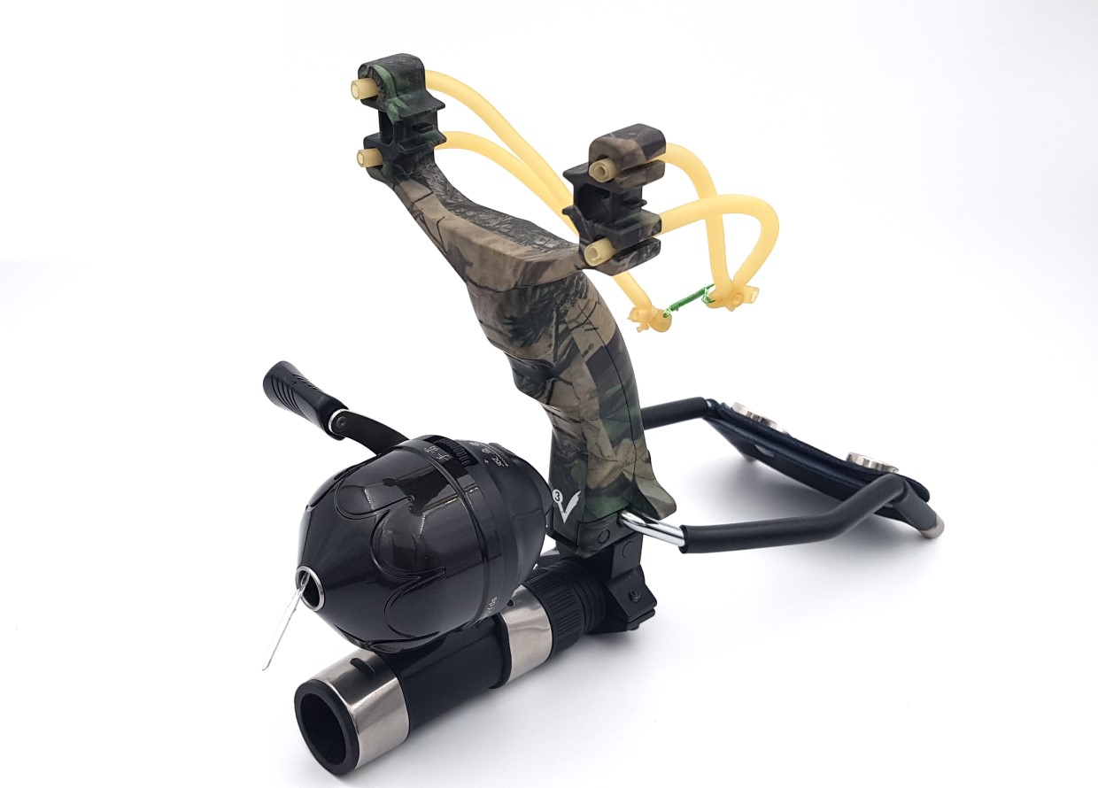 Мощная рогатка для рыбалки Тайфун камо