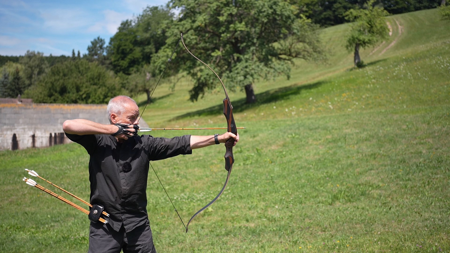 Традиционный охотничий лук Sanlida Hermit X8 ILF Комплект